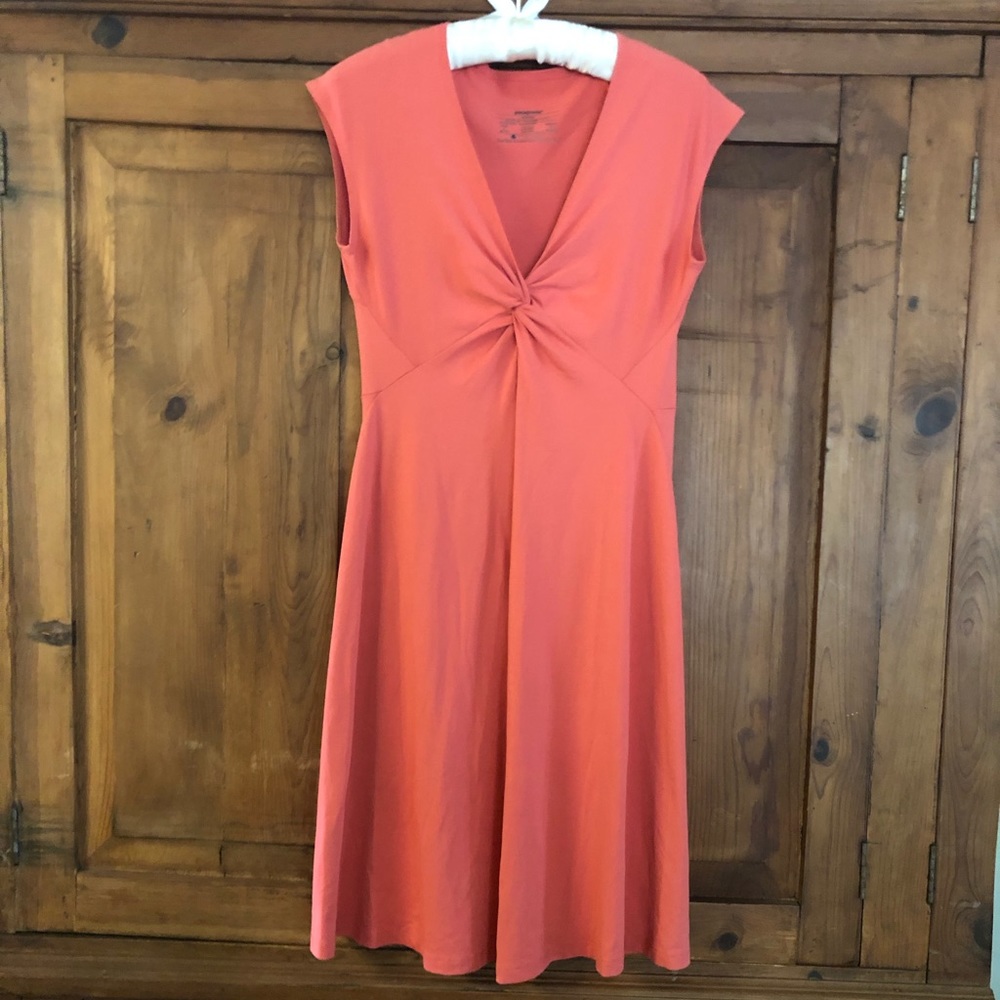 Patagonia Dress-Sz. Med.-Flattering cut, very cute